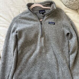 Patagonia women’s Gray Quarter-Zip Fleece Pullover